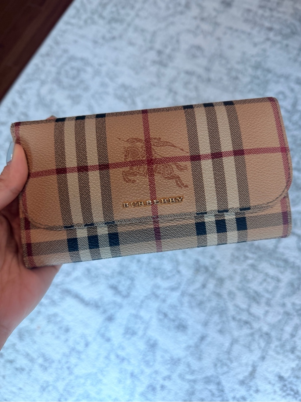 Burberry Beige Plaid Leather Continental Card Holder Wallet